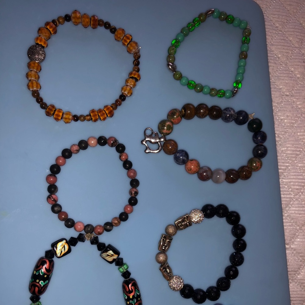 Bracelets - Picture 7 of 8